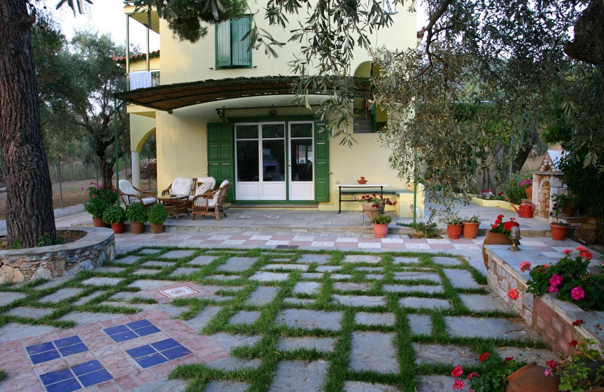 Aretousa Studios & Apartments Skopelos Town Exterior photo